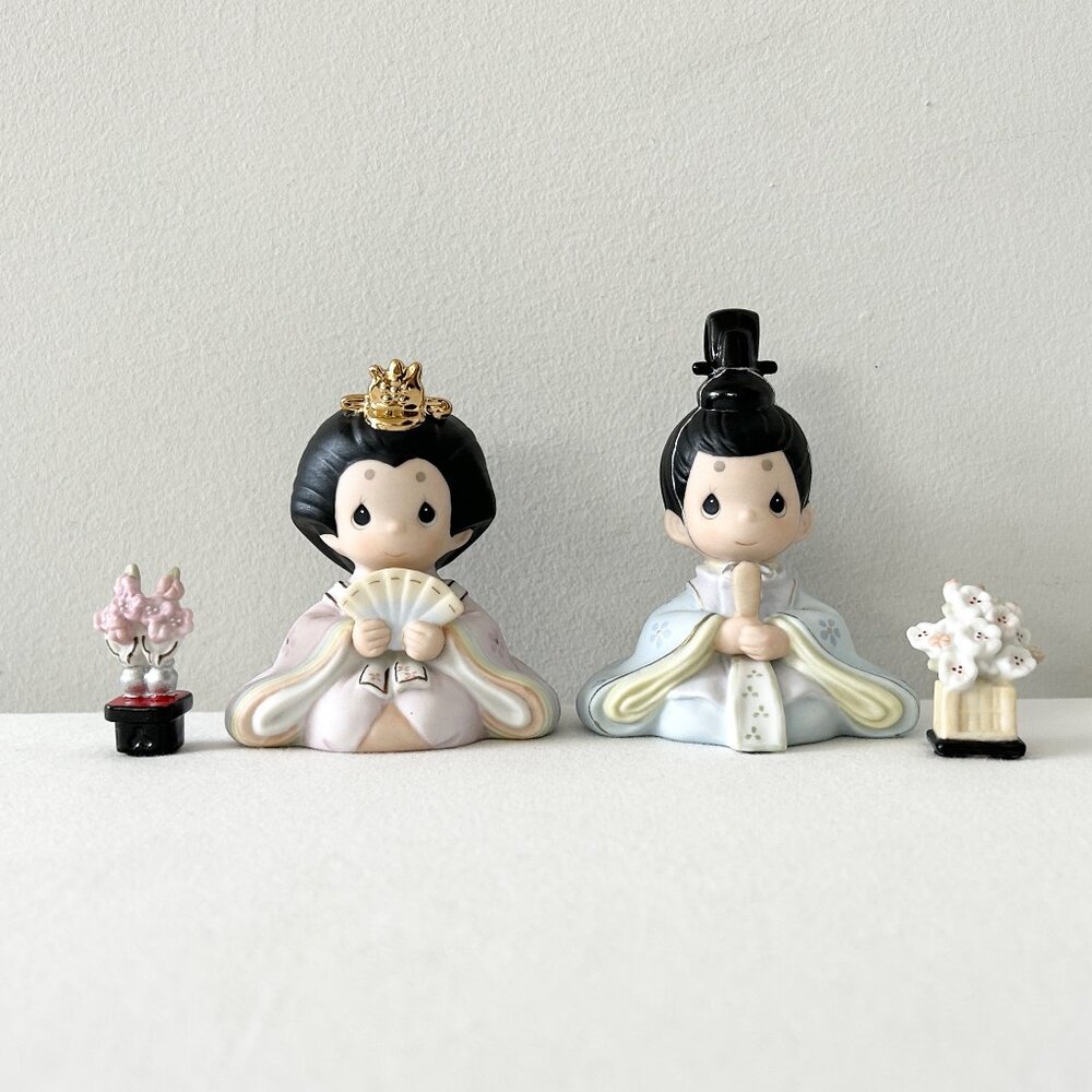 RARE Precious Moments All Girls Are Beautiful Figurines 4 Pc Japanese Collection - Picture 10 of 10